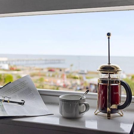 Modern 1 Bed Apartment, Sea Views, Free Parking, Wifi, Netflix Teignmouth Εξωτερικό φωτογραφία